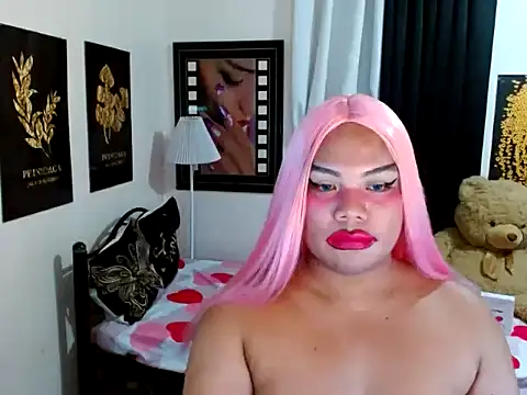 TSbrianaHugeCock live sex cam