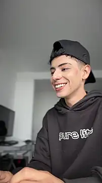 Sebastian_Reed live sex cam