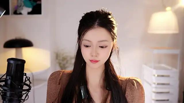 Ocean--Lili live sex cam