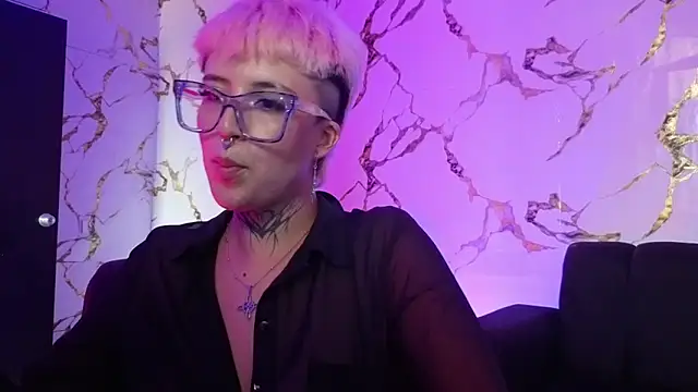 rebeka-baker - Rebeka-baker's free webcam - UK Sex Cams