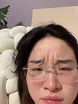 美女Y2Luvk在线直播