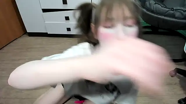 yoonhee_ki - Yoonhee_ki's free webcam