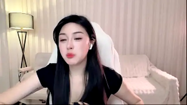 美女Canbaobao-KK在线直播