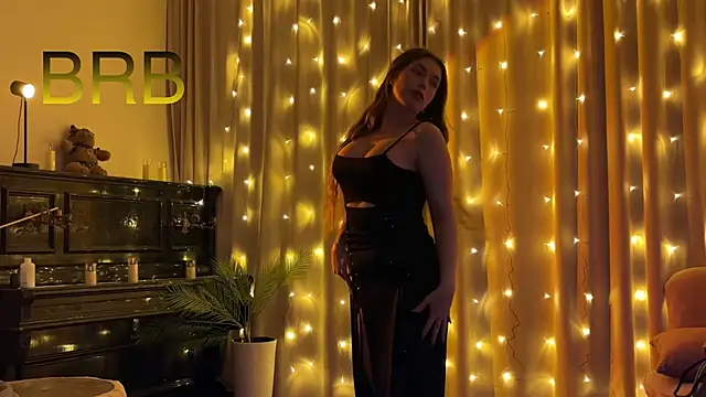 urmissalice live sex cam