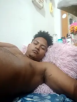 noahlang_01 - Noahlang_01's free webcam - UK Sex Cams