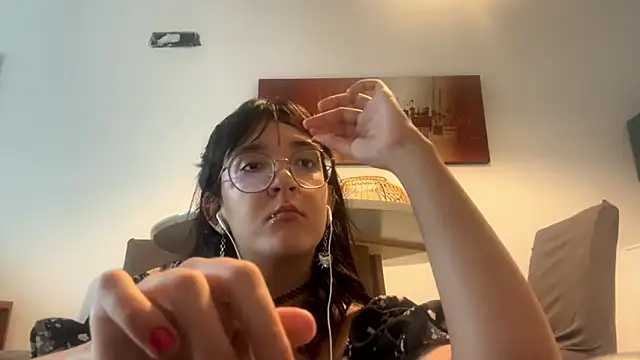 latoshalipitz - LatoshaLipitz's free webcam - UK Sex Cams