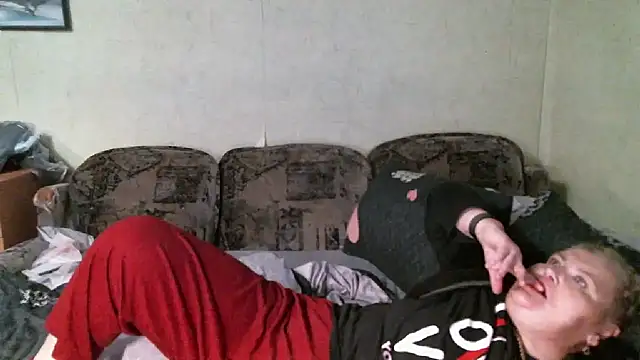 lana555 - Lana555's free webcam - UK Sex Cams