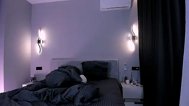 sharon_forever's room