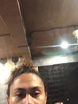 HOTkendraCumXxx's room