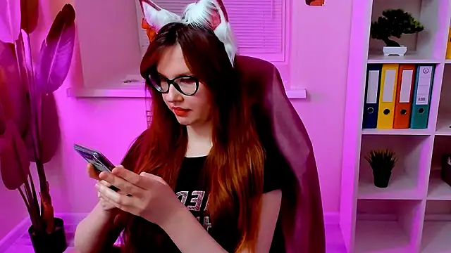 CarolGiggly live sex cam