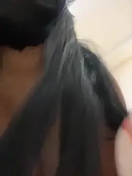 Nabila-hanouna live sex cam