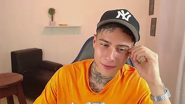 setthomas (M young) - Super Cumshow