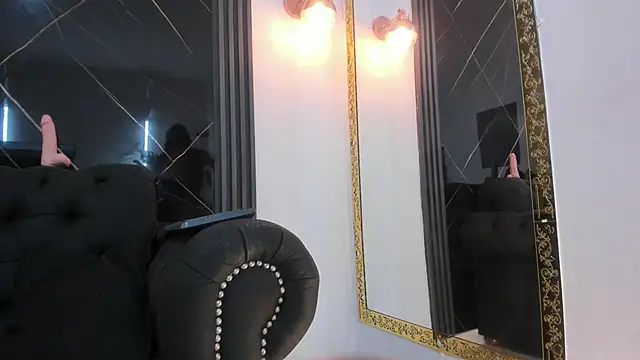 VickyJohnson1 live sex cam