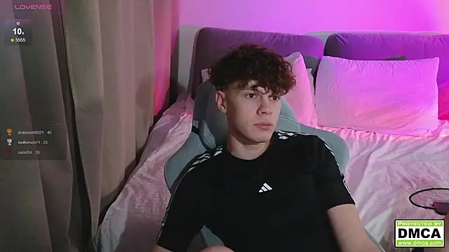 cute_thomas - Cute_thomas's free webcam - UK Sex Cams