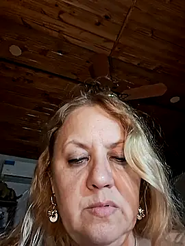 Webcam Model (JennyInVegas)  is live.Free join now!