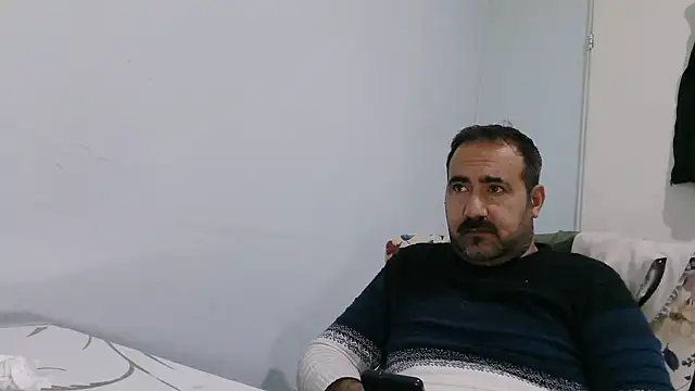 mio_jaks (Ask my age) - Does anyone want sperm? :wanker: