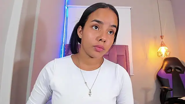 roxy_stonee (F teen) - Blow job 🔥