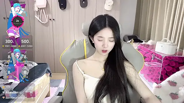 美女OiOi-666在线直播