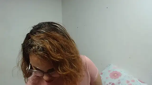 agatha_browser - Agatha_browser's free webcam - UK Sex Cams