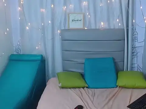 casandraroberthrs707 - Casandraroberthrs707's free webcam - UK Sex Cams