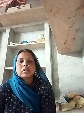 Webcam Model (Shreya_pandit)  is live.Free join now!