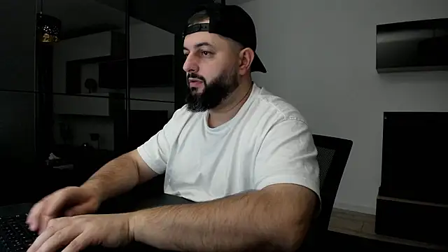 dravenpeak - DravenPeak's free webcam - UK Sex Cams