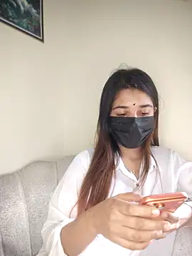 Webcam Model (CloudyMist)  is live.Free join now!