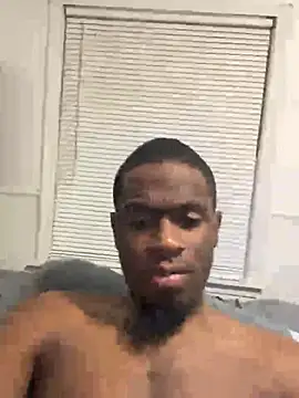 pussyeater_- - Pussyeater_-'s free webcam - UK Sex Cams