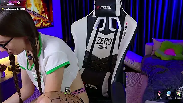 AnnyShore's live cam