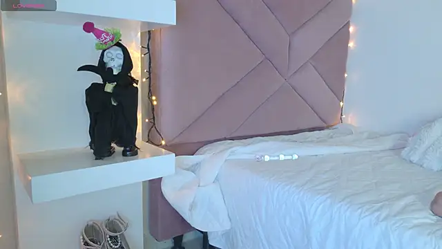 eva_sin18 - Eva_sin18's free webcam - UK Sex Cams