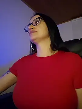 Webcam Model (preetypeach)  is live.Free join now!