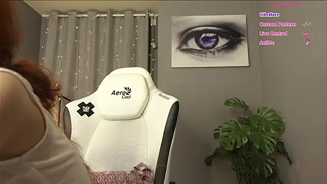 megany (F young) - topless and oil on boobs and bouncing ;)