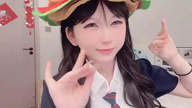 美女lnua-lnua在线直播