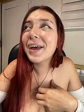 karen18_boobs (F teen) - naked me whit cream 🥵