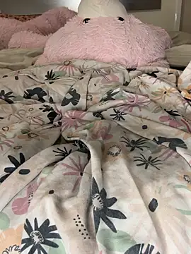 kiki_hammyy (F young) - Finger pussy till you cum for daddy😈💦