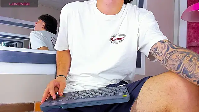 exclusive8 (M young) - HUGE CUMSHOT