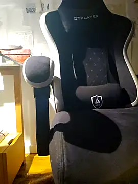 verylargecock (Ask my age) - Cum