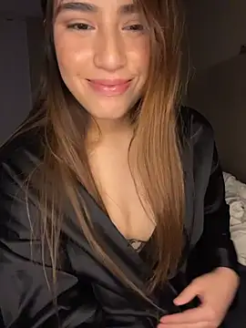 romyamo - Romyamo's free webcam - UK Sex Cams