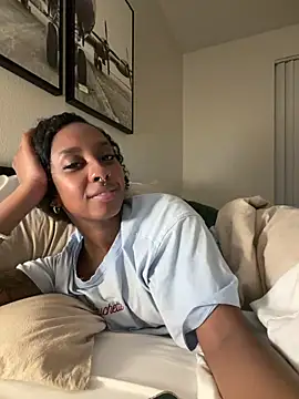 Your_Paris live sex cam