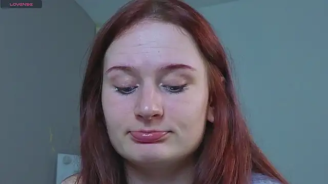 l1ittle_kitty_ - L1ittle_kitty_'s free webcam - UK Sex Cams