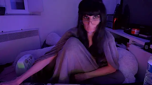 CeriseLapine live sex cam