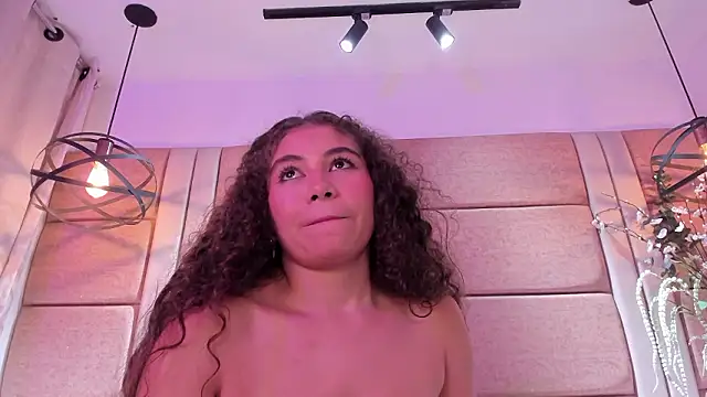 CamilaCastillo webcam stripchat model stream image