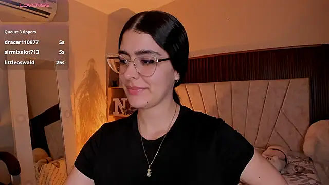 _niah_ (F young) - DOGGY STYLE + SPANK MY ASS HARD!🔥🍑