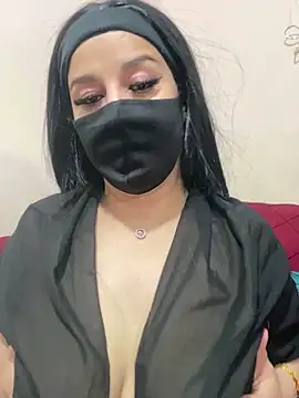 mari_layali Live Webcam on Stripchat