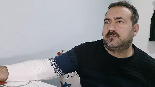 mio_jaks (Ask my age) - Does anyone want sperm? :wanker: