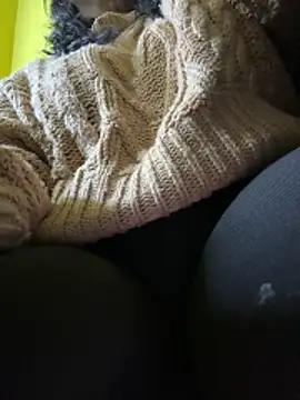 you-kitty2025 - You-kitty2025's free webcam - UK Sex Cams