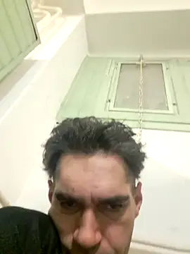 2223joker - 2223joker's free webcam