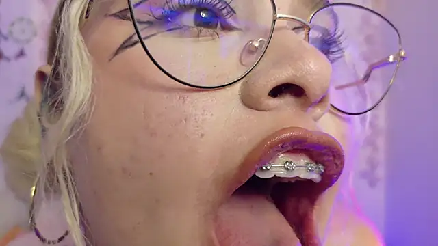 haelycute - Haelycute's free webcam