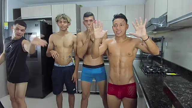 Voyeurism_guyss's live cam