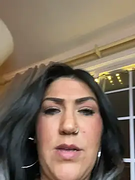 LittleMissEeve's live cam